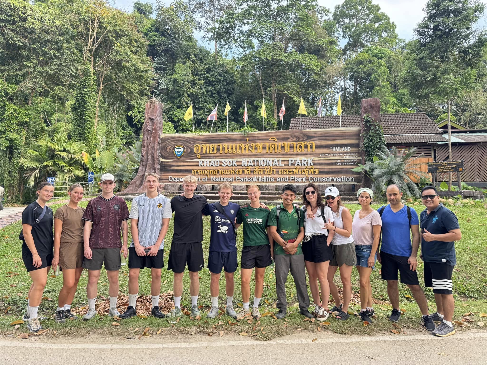Mega 5 - 3 Days 2 Nights For 2 People Khao Sok & Cheow Lan Lake Explorer