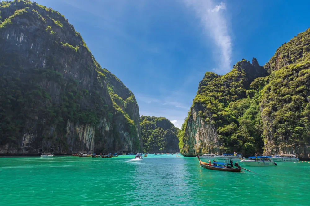 Phi Phi Island & Bamboo Island - Speed Catamaran - SWN