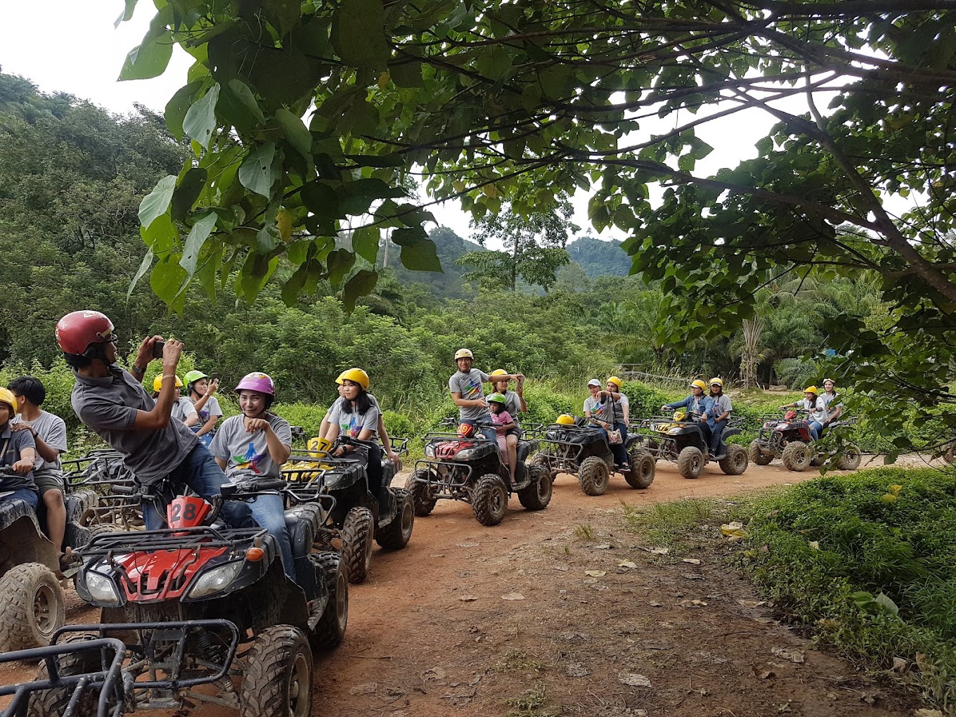 Thipthara Rafting Program 1