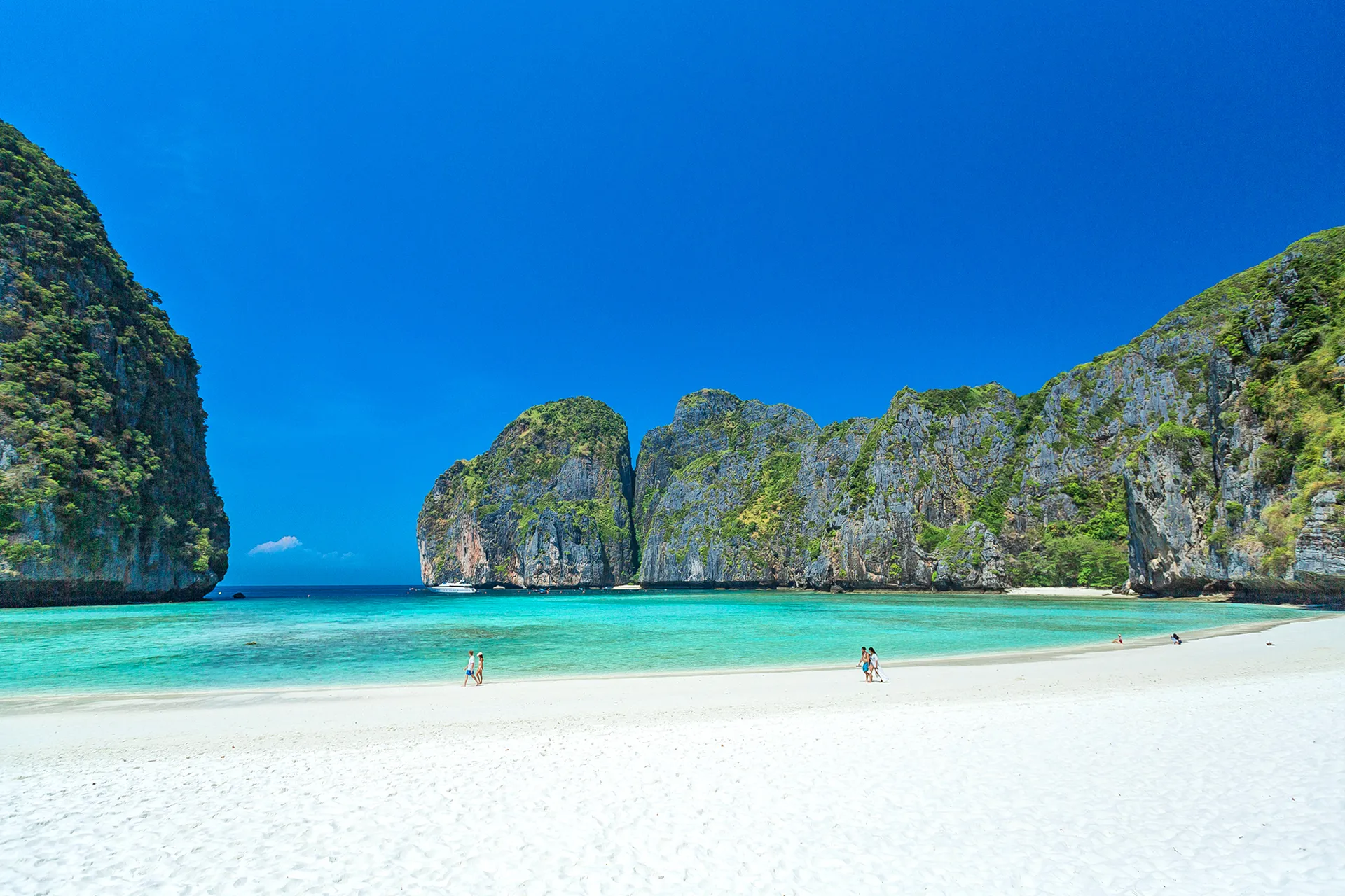 Phi Phi & Bamboo Islands by Speedboat - AMZ