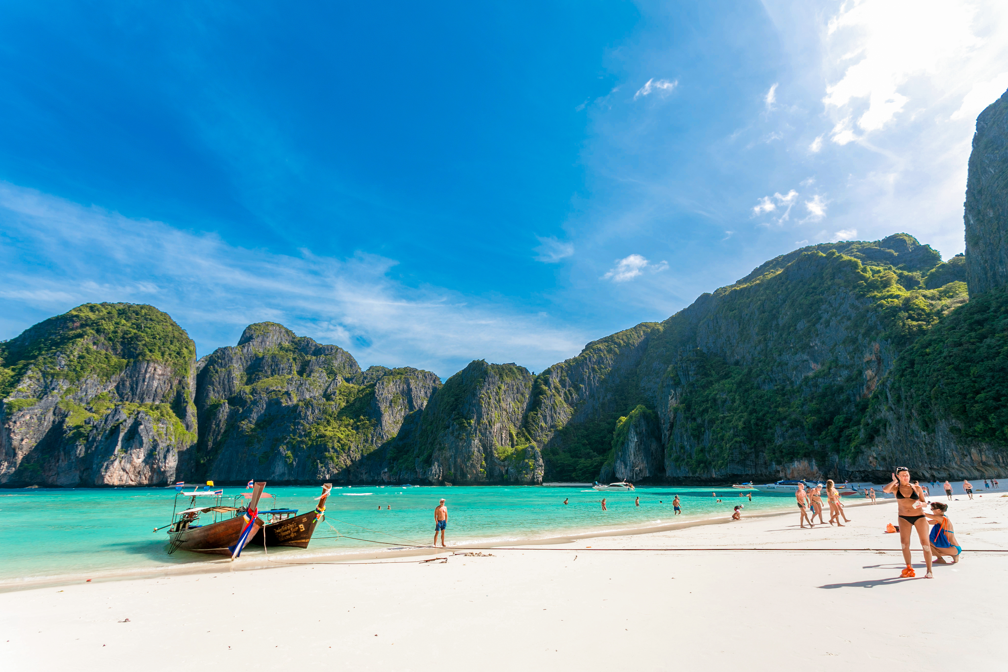 Phi Phi - Maya - Bamboo - Khai - Maiton Sunset (5 Islands) By Luxury Speed Catamaran