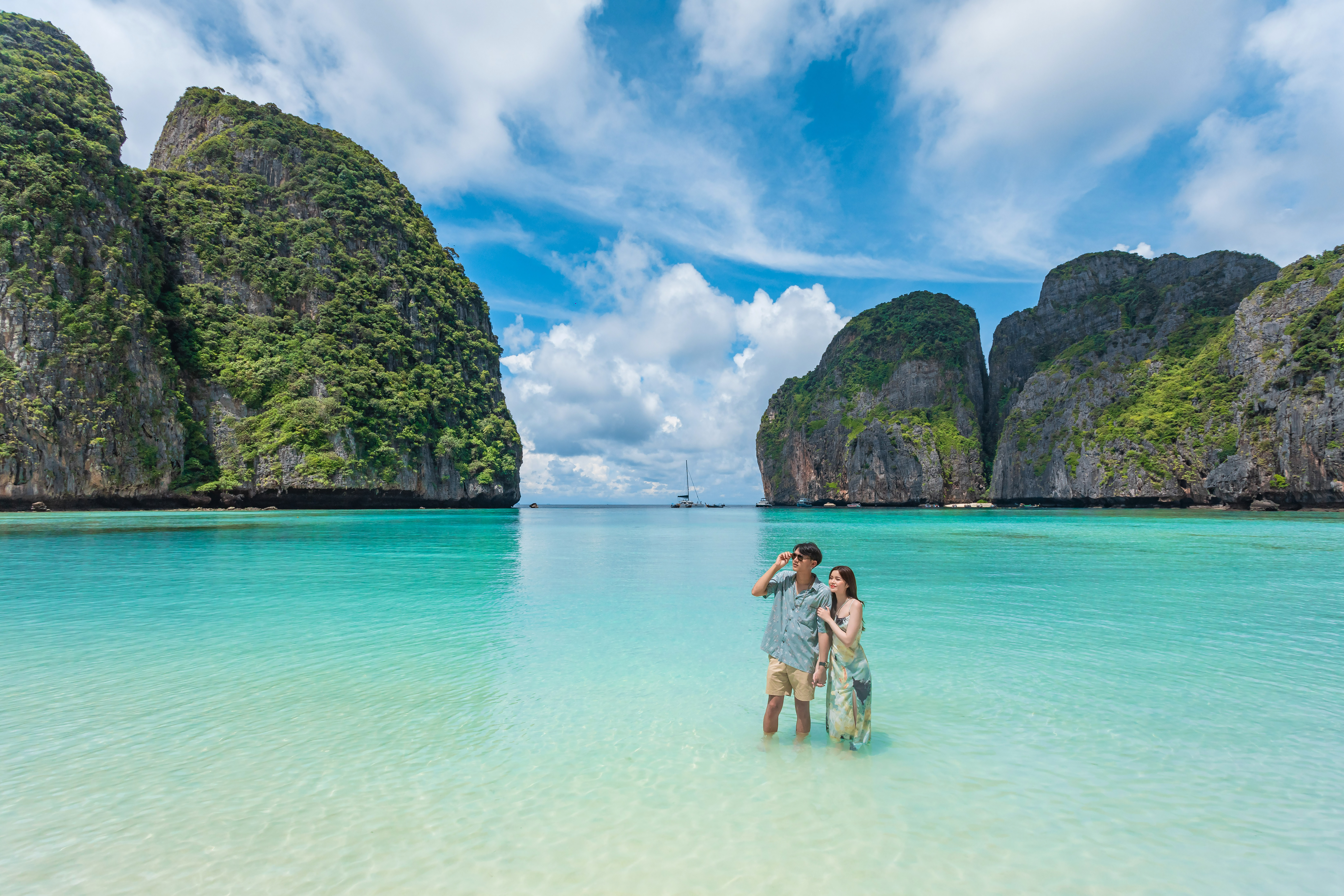 Lazy Phi Phi & Maiton sunset by Speed Catamaran