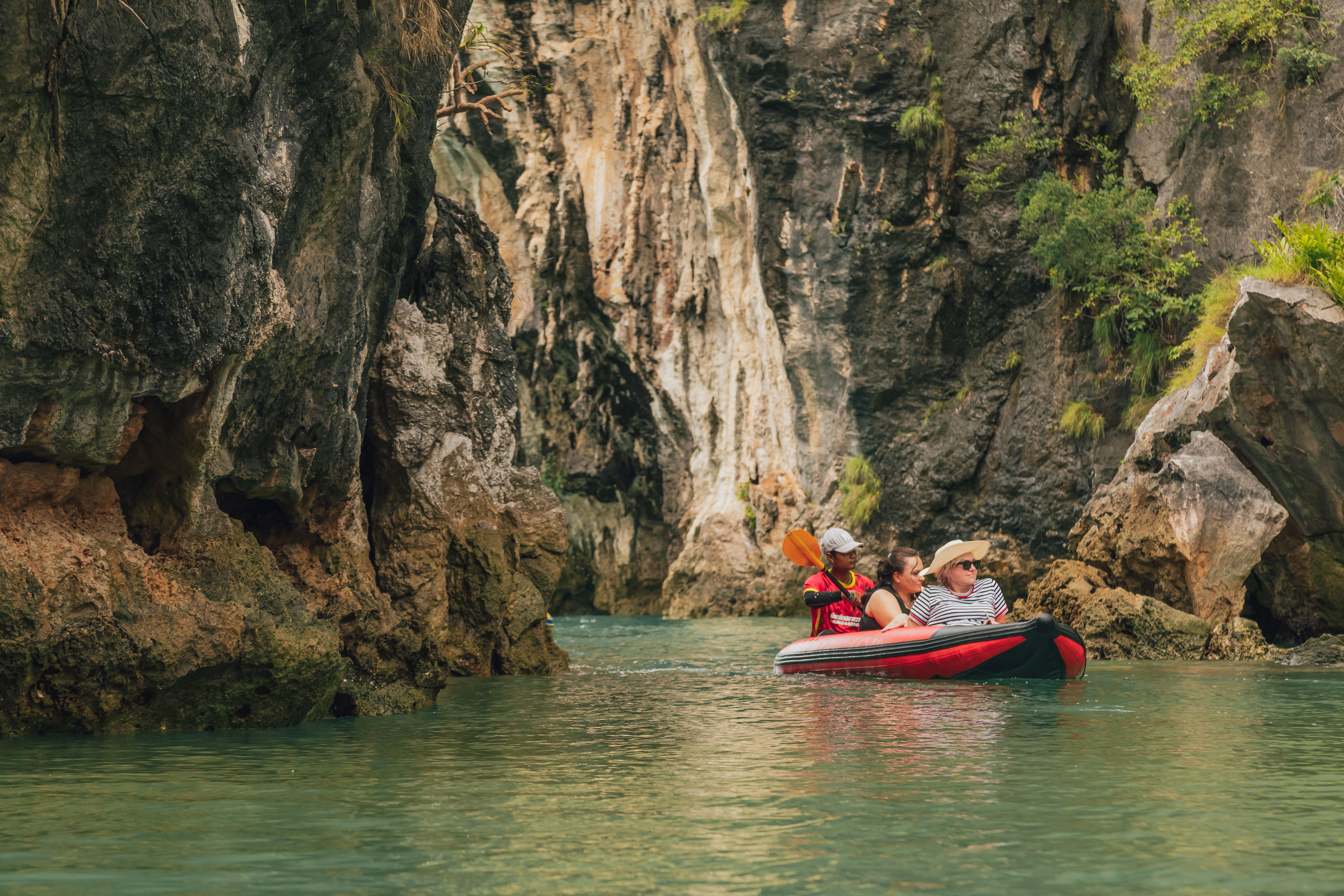 Phi Phi - James Bond Islands By Speed Boat - SWN