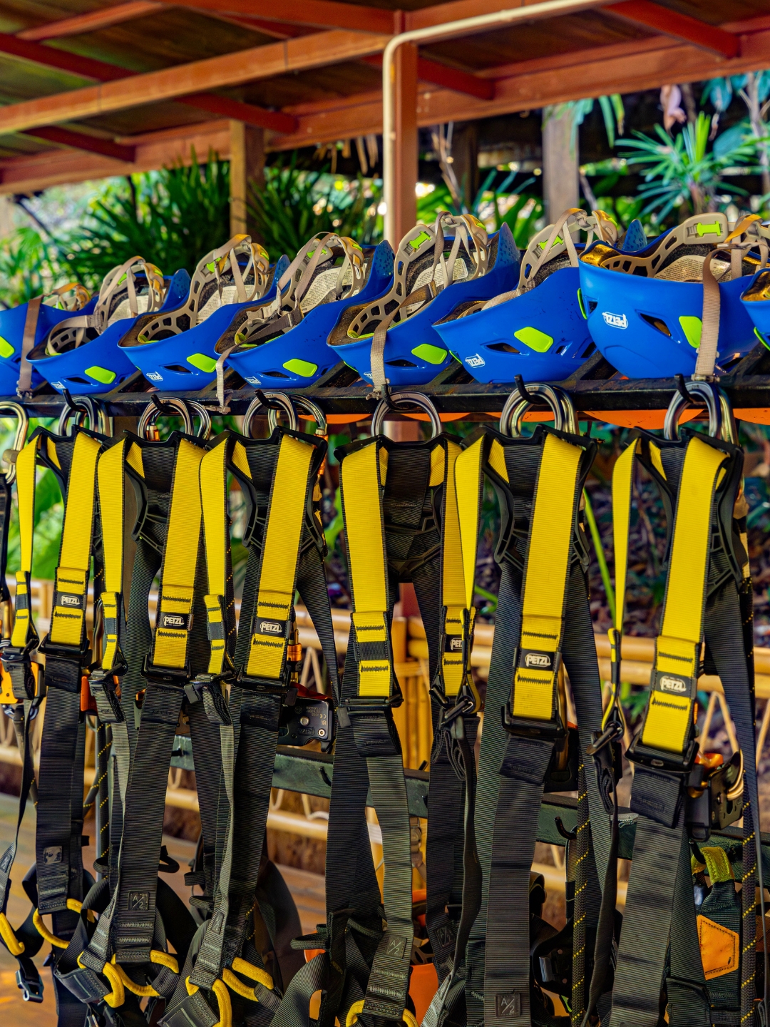 Sky Rock (Zipline 10 Platforms)