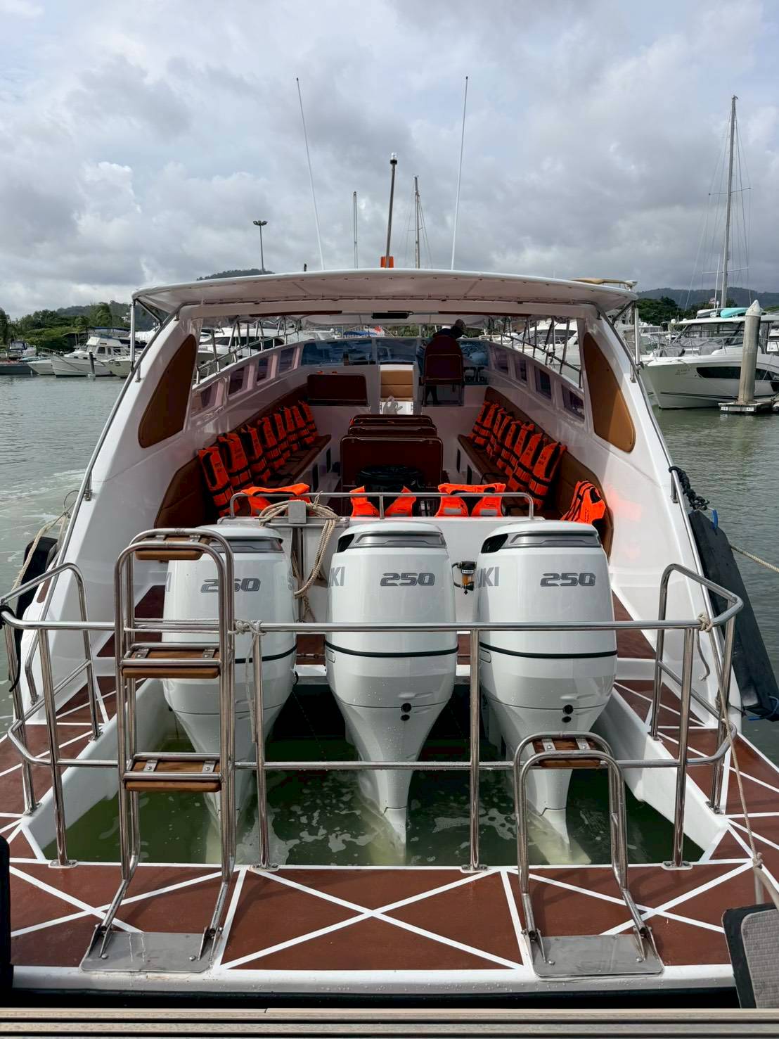 Phi Phi - Khai Island By Speed Boat - CM